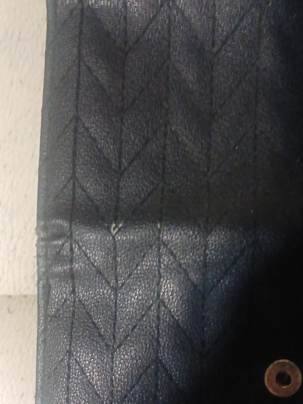 Jesdica Simpson Black Quilted Fold-Over Women's Wallet - Classic Style